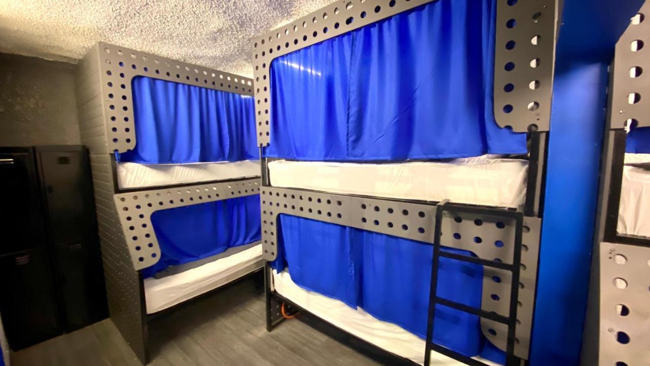 Roomies Hostel Roma Мехико Экстерьер фото