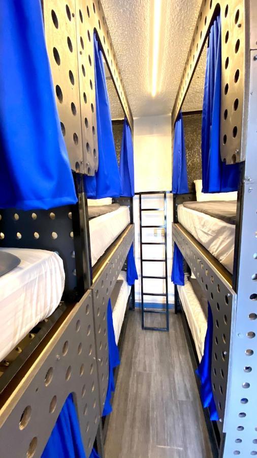 Roomies Hostel Roma Мехико Экстерьер фото