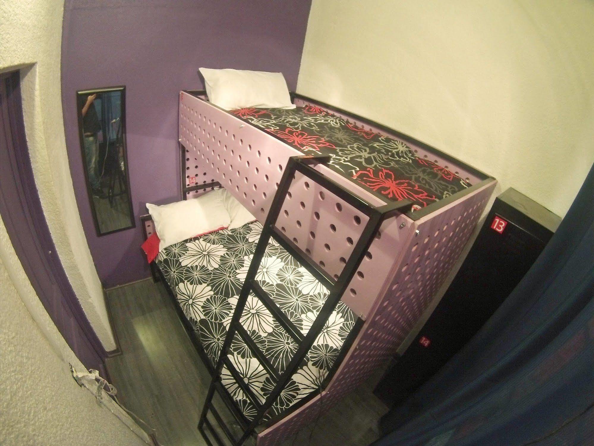 Roomies Hostel Roma Мехико Экстерьер фото