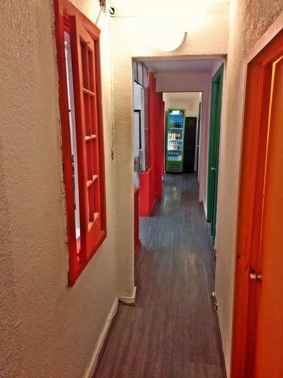 Roomies Hostel Roma Мехико Экстерьер фото